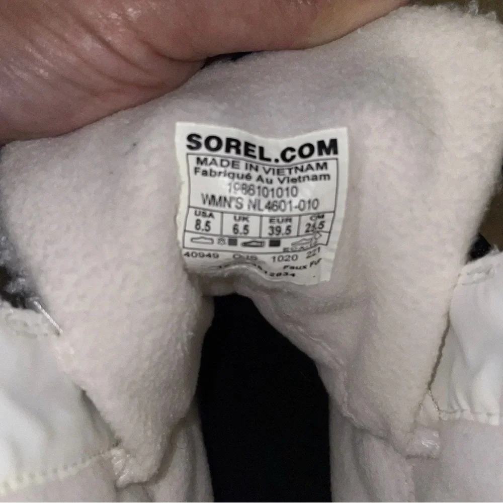 Sorel Kinetic Sport Black‎ White Faux Shearling Waterproof Winter Boots